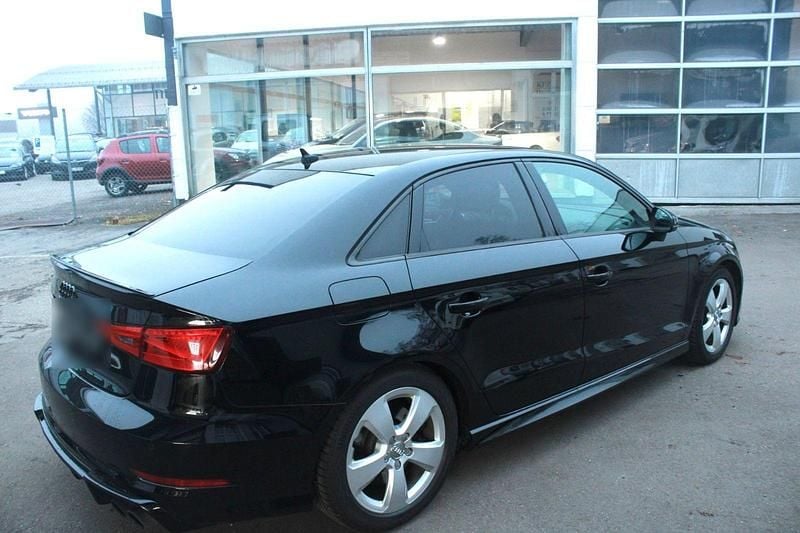 Gebraucht Audi S3 Ambiente 300 PS (220 kW) 2014 Schwarz Limousine