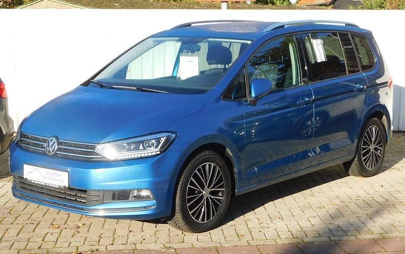Gebraucht VW Touran Sound 150 PS (110 kW) 2018 Blau Van / Kleinbus