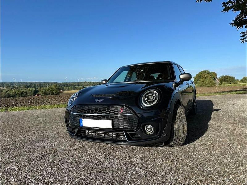 Schwarz Gebraucht 2021 Mini John Cooper Works Clubman Kombi | 29.800 € (Teuer) - Bild 1/4