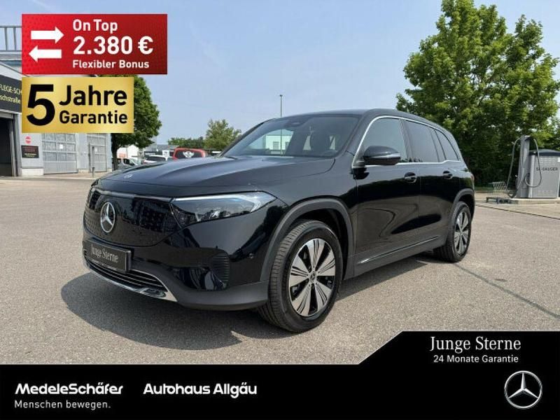 Lack kosmosschwarz (metallic) Gebraucht 2024 Mercedes EQB300 SUV | 33.689 € (Superpreis) - Bild 1/4