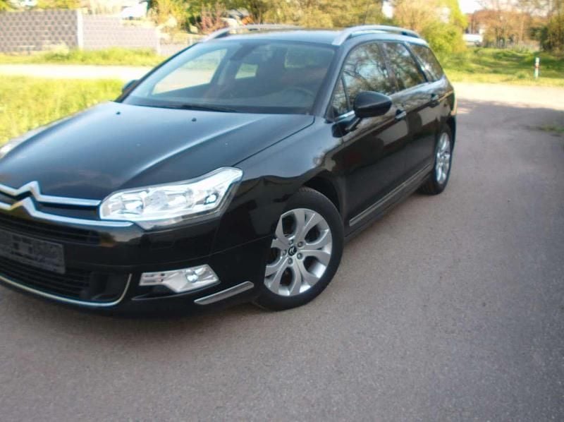 Gebraucht Citroën C5 SELECTION 150 PS (110 kW) 2015 Schwarz Kombi