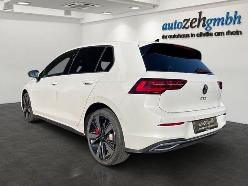 Gebraucht VW Golf VIII GTE 245 PS (180 kW) 2022 White metallic Limousine