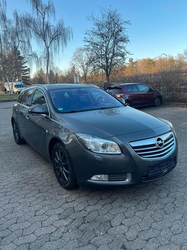 Gebraucht Opel Insignia 160 PS (117 kW) 2012 Grau Kombi