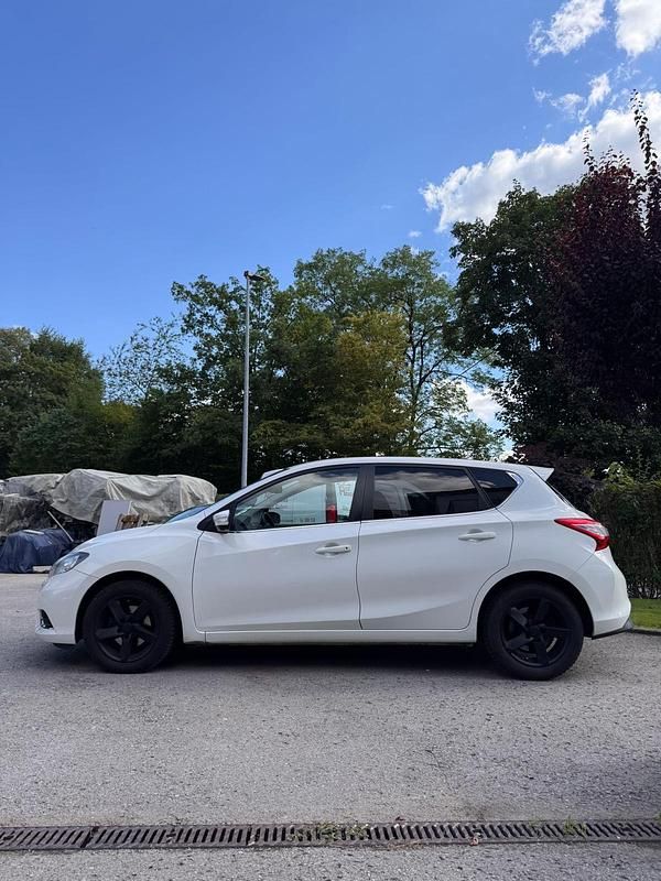 Gebraucht Nissan Pulsar 110 PS (80 kW) 2015 Weiß Kleinwagen