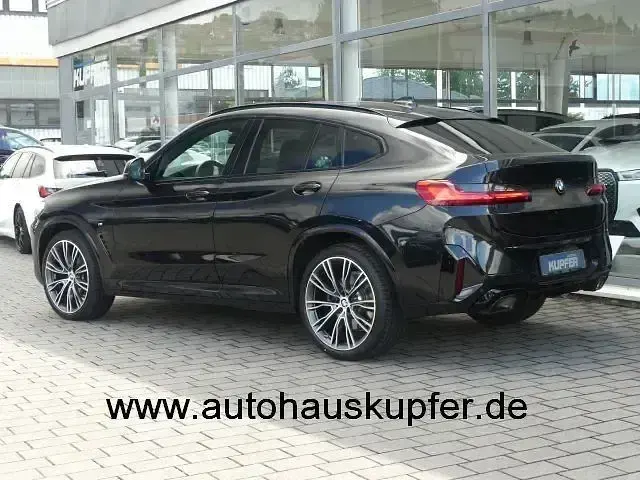Gebraucht BMW X4 Performance 286 PS (210 kW) 2024 Schwarz SUV