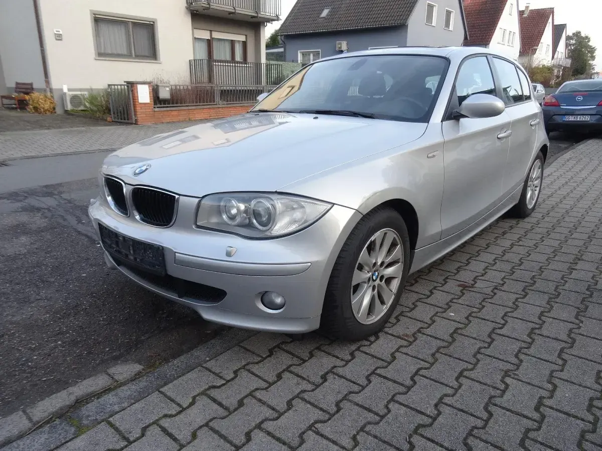 Gebraucht BMW 120 163 PS (119 kW) 2006 Silber Kleinwagen