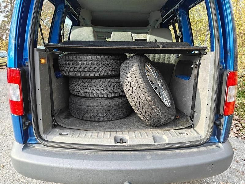 Gebraucht VW Caddy Life 105 PS (77 kW) 2006 Blau Van / Kleinbus