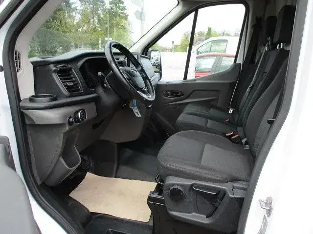 Usata Ford Transit 131 CV (96 kW) 2020 Bianco Monovolume