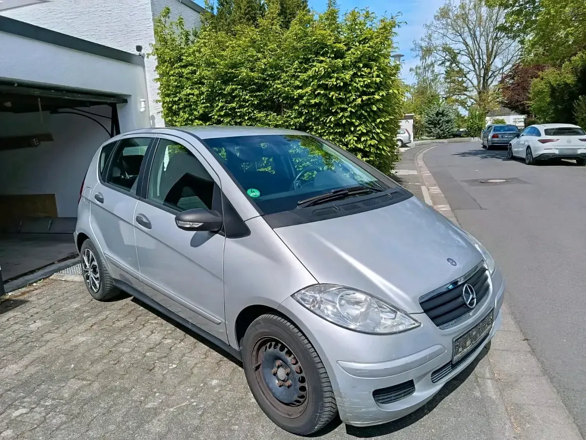 Second-hand Mercedes A150 95 CP (69 kW) 2006 Argintiu Berlinǎ