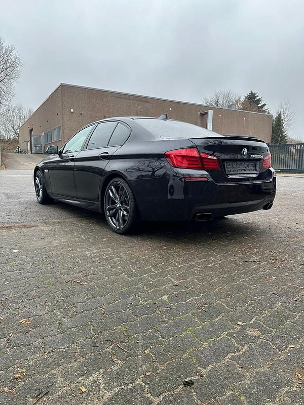 Gebraucht BMW M550 381 PS (280 kW) 2013 Schwarz Limousine