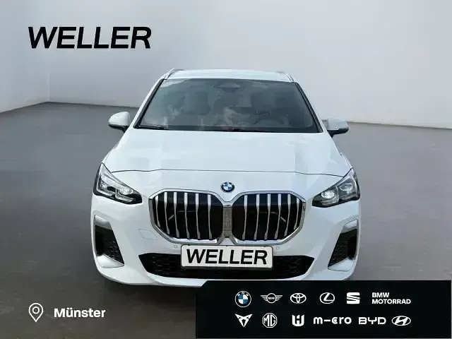 Gebraucht BMW 223 Active Tourer M Sport 204 PS (150 kW) 2022 Weiss Van / Kleinbus