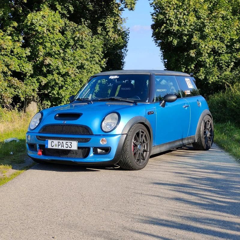 Blau Gebraucht 2004 Mini Cooper Kleinwagen | 9.999 € - Bild 1/4
