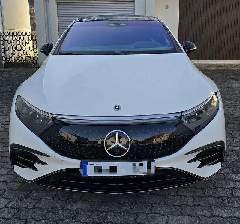 Weiß Gebraucht 2021 Mercedes EQS450+ AMG line Limousine | 59.999 € (Guter Preis) - Bild 1/4