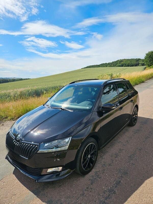 Schwarz Gebraucht 2018 Skoda Fabia Monte Carlo Kombi | 14.500 € (Etwas zu teuer) - Bild 1/4