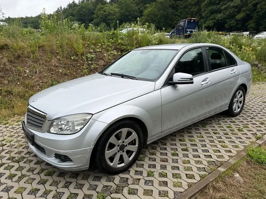 Gebraucht Mercedes C200 136 PS (100 kW) 2008 Silber Limousine