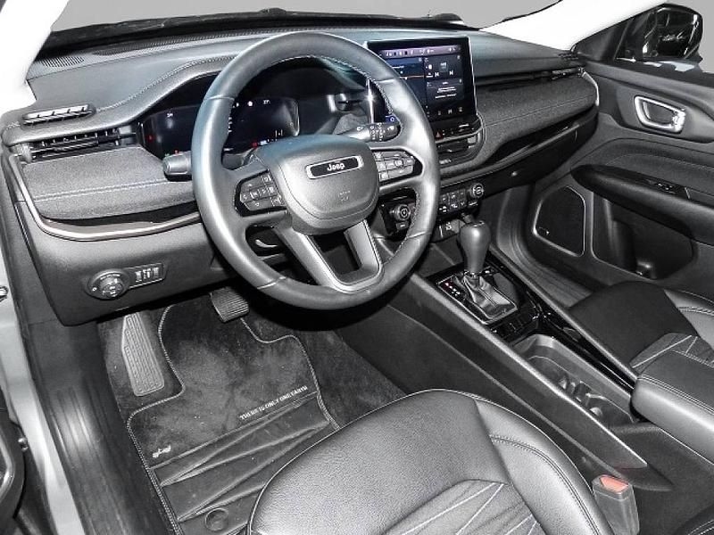 Gebraucht Jeep Compass 131 PS (96 kW) 2023 Grün SUV