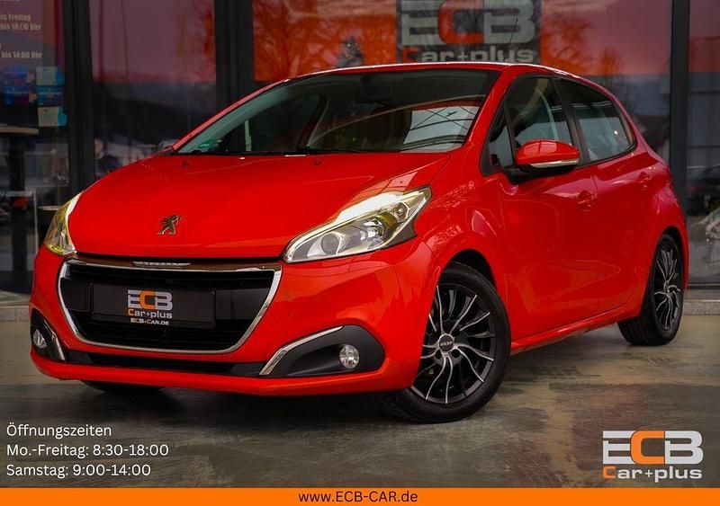 Orange Gebraucht 2015 Peugeot 208 Active Kleinwagen | 5.490 € (Fairer Preis) - Bild 1/4