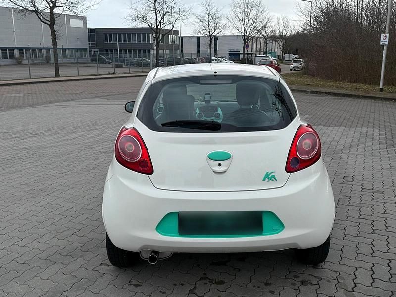 Gebraucht Ford Ka 66 PS (48 kW) 2010 Weiß Kleinwagen