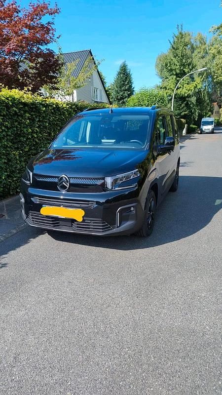 Schwarz Neu 2025 Citroën Berlingo Van / Kleinbus | 28.000 € (Guter Preis) - Bild 1/4
