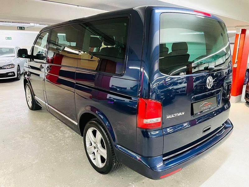 Gebraucht VW T5 Highline 179 PS (131 kW) 2015 Blau Van
