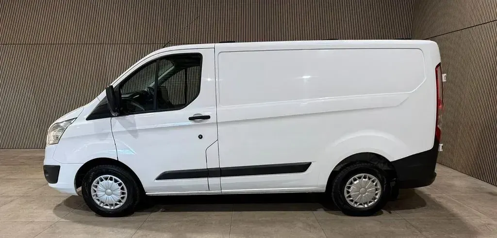 Gebraucht Ford Transit 101 PS (74 kW) 2014 Weiß Van / Kleinbus