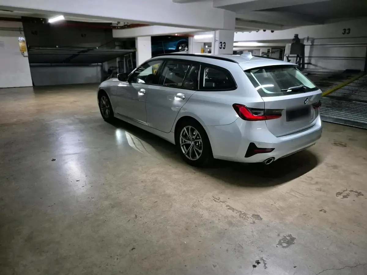 Second-hand BMW 330 258 CP (189 kW) 2021 Gri Break