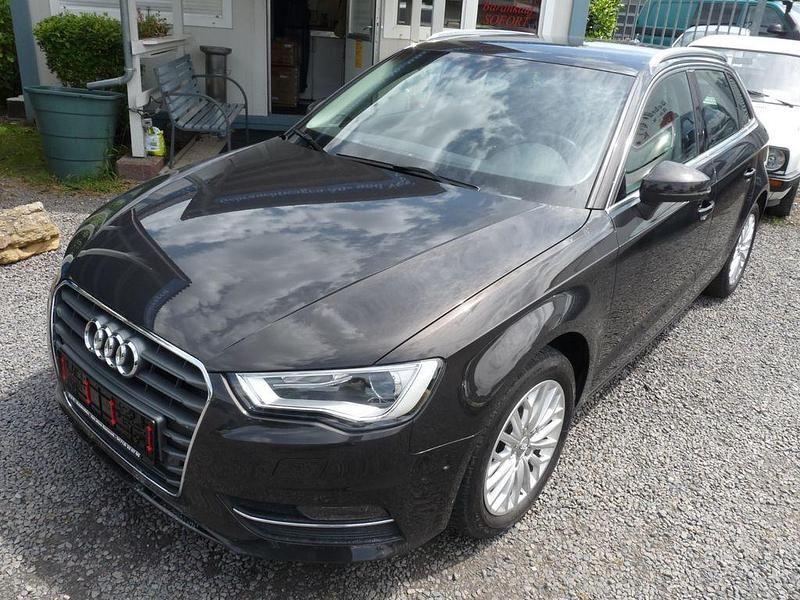 Braun Gebraucht 2016 Audi A3 Sport Limousine | 15.800 € (Superpreis) - Bild 1/4