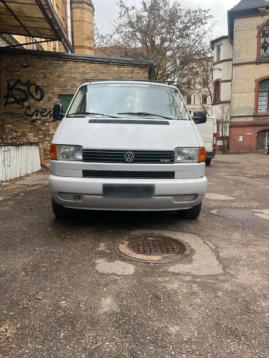 Gebraucht VW T4 102 PS (75 kW) 2000 Grau Van
