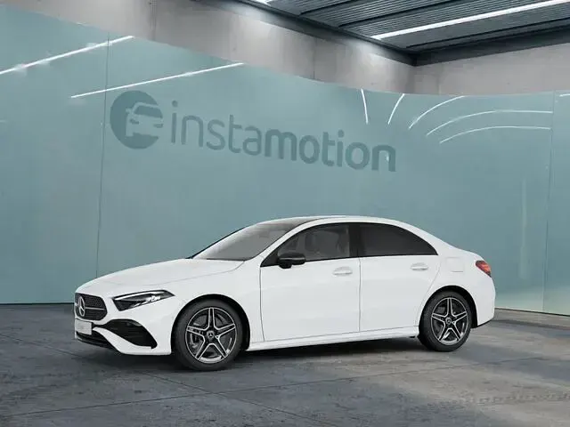 Gebraucht Mercedes A220 190 PS (139 kW) 2024 Weiß Limousine