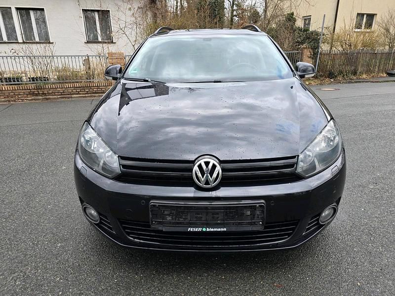 Gebraucht VW Golf VII Match 105 PS (77 kW) 2012 Kombi
