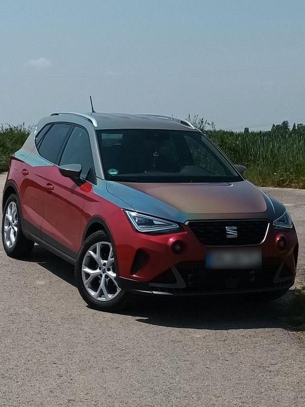 Rot Gebraucht 2022 Seat Arona FR SUV | 17.700 € (Superpreis) - Bild 1/3