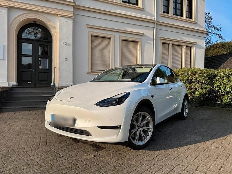 Gebraucht Tesla Model Y 378 kW (514 PS) 2022 Weiß SUV