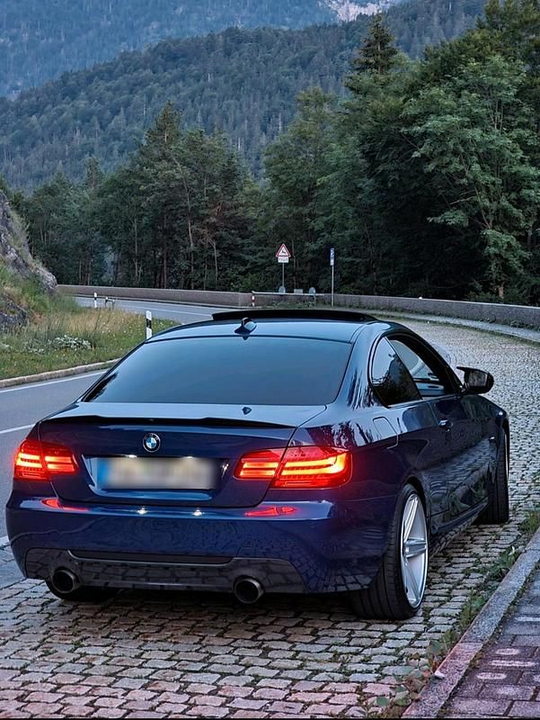 Gebraucht BMW 335 M Sport 306 PS (225 kW) 2011 Blau Coupé