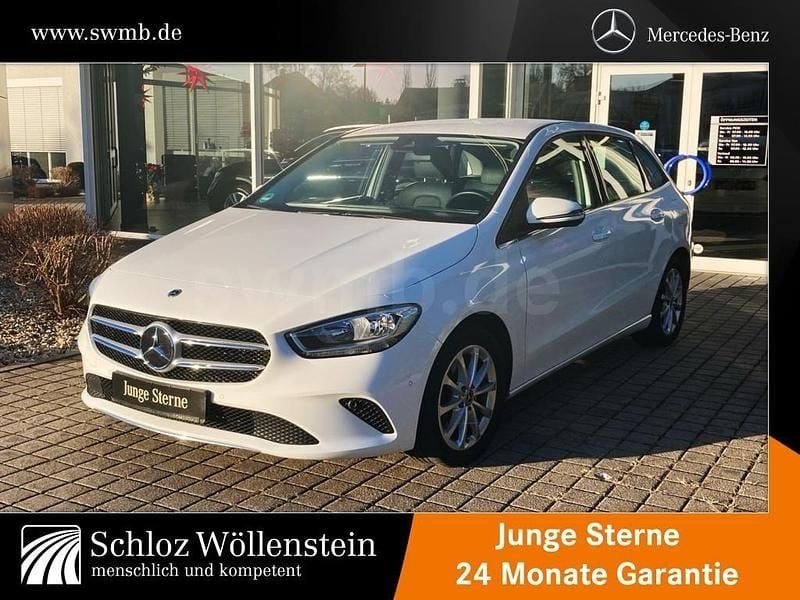 Weiß Gebraucht 2021 Mercedes B250e Business Van / Kleinbus | 20.770 € (Superpreis) - Bild 1/4