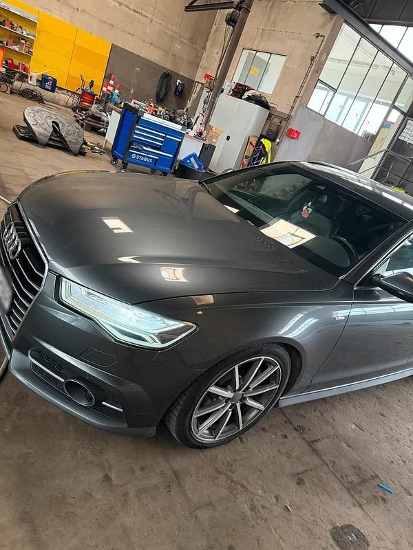 Gebraucht Audi A6 S-Line 272 PS (200 kW) 2015 Grau Kombi
