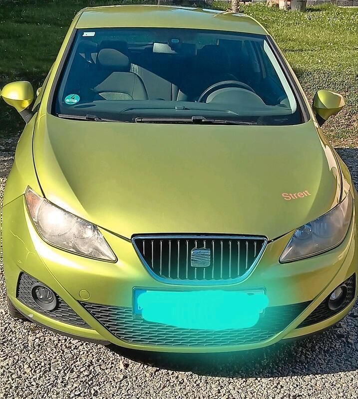 Gelb Gebraucht 2008 Seat Ibiza Limousine | 2.700 € - Bild 1/4