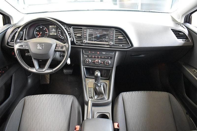 Usado Seat Leon ST Style 150 HP (110 kW) 2017 Cinzento Carrinha