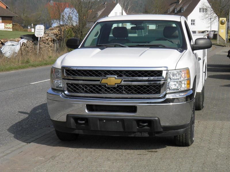 Gebraucht Chevrolet Silverado 365 PS (268 kW) 2013 Weiß SUV