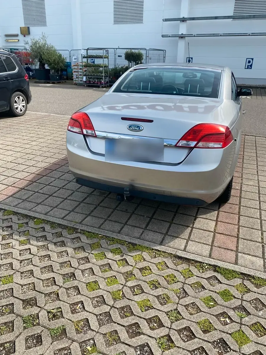 Gebraucht Ford Focus Cabriolet 145 PS (106 kW) 2009 Andere farben Cabrio