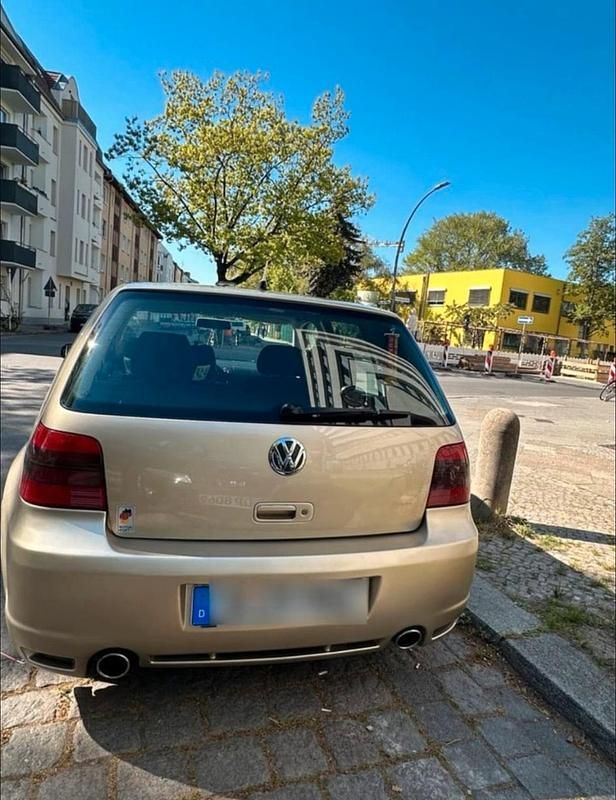 Gebraucht VW Golf IV 110 PS (80 kW) 2001 Gold Limousine
