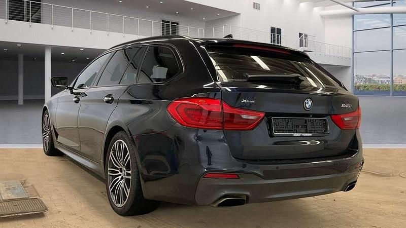 Gebraucht BMW 540 M Sport 340 PS (250 kW) 2017 Carbonschwarz metallic Kombi