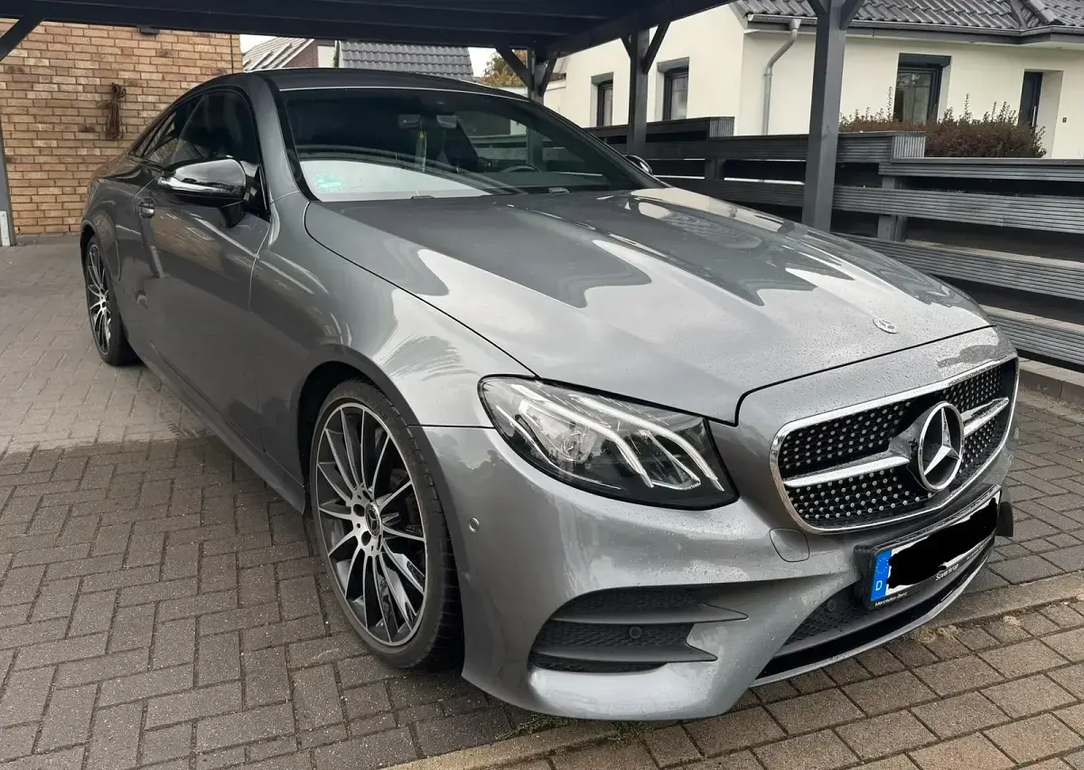 Gebraucht Mercedes E300 AMG line 245 PS (180 kW) 2018 Grau Coupé