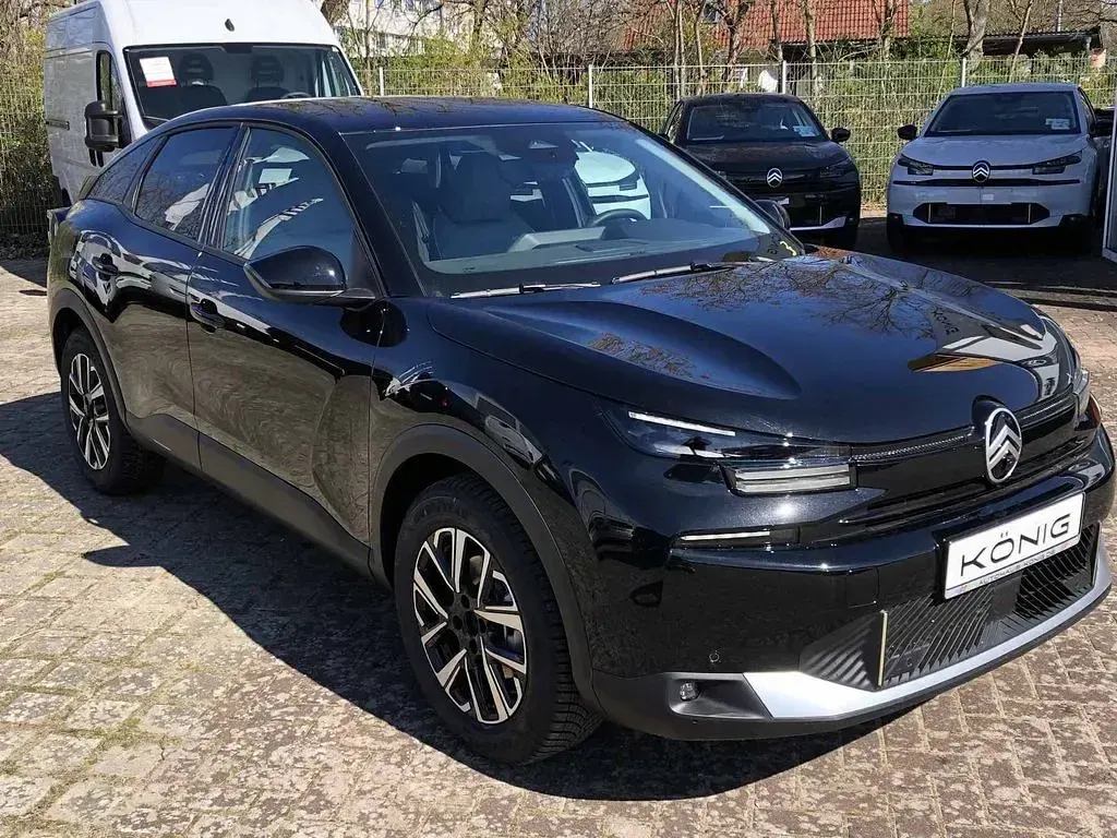 Gebraucht Citroën C4 136 PS (100 kW) 2026 Schwarz SUV