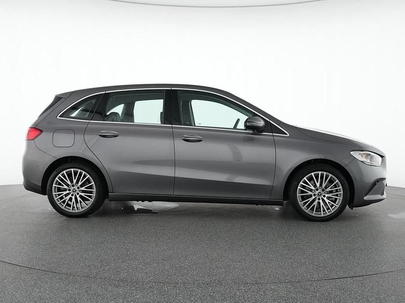 Używany Mercedes E250 Progressive 218 KM (160 kW) 2022 Szary Sedan/Limuzyna