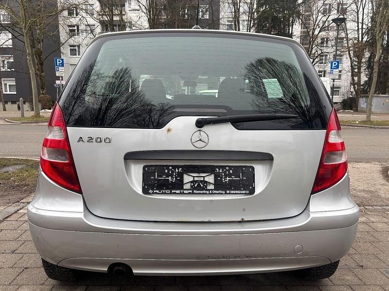 Gebraucht Mercedes A200 136 PS (100 kW) 2005 Silber Limousine