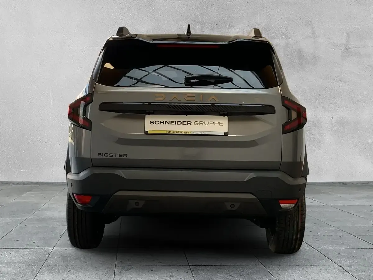 Neu Dacia Bigster Extreme 140 PS (102 kW) 2026 Grau SUV