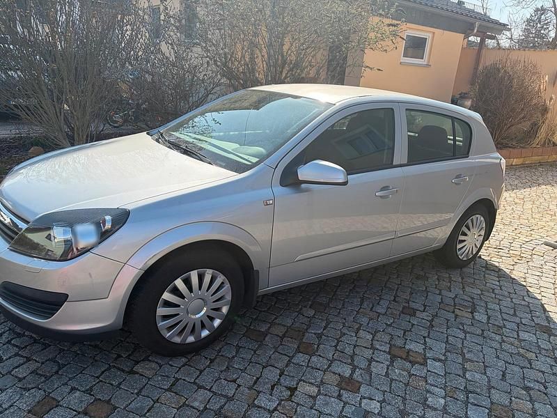 Gebraucht Opel Astra 105 PS (77 kW) 2005 Kleinwagen