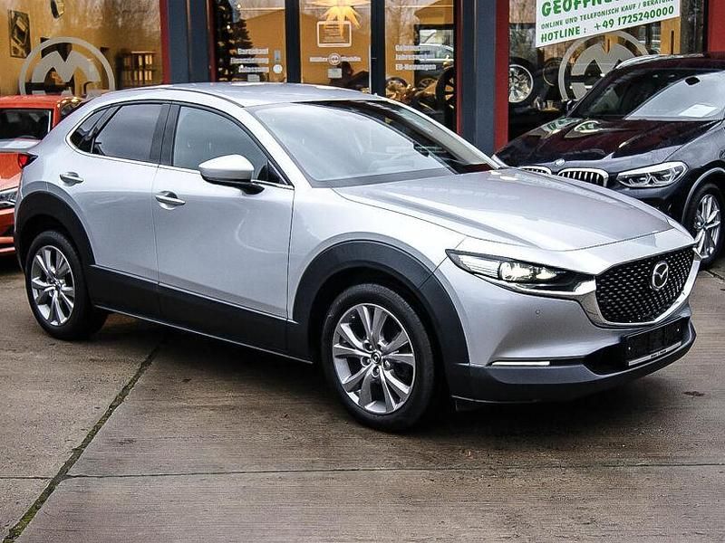 Gebraucht Mazda CX-30 122 PS (89 kW) 2021 Sonic silver SUV