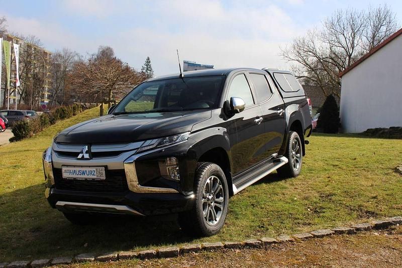 Gebraucht Mitsubishi L200 Select 150 PS (110 kW) 2021 Schwarz Pickup