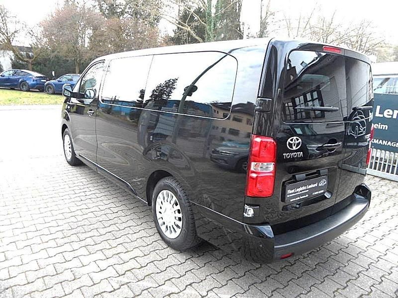 Gebraucht Toyota Proace 120 PS (88 kW) 2020 Schwarz Van / Kleinbus